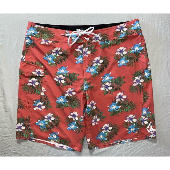 Volcom Men's Manic 20" Quick Dry Cargo Board Shorts. Red Floral, Men's 36. MINT! - Picture 1 of 5